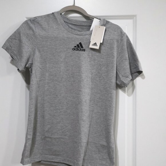 NWT Adidas W FRESH SS TEE Women’s HS0845 Grey Short Sleeve Logo Shirt S, M, - Picture 5 of 7
